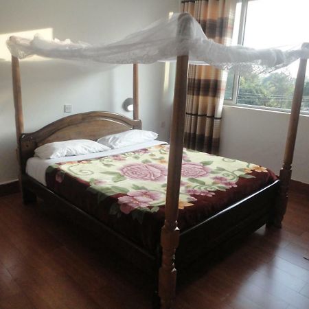 Entebbe Flights Motel Exterior photo