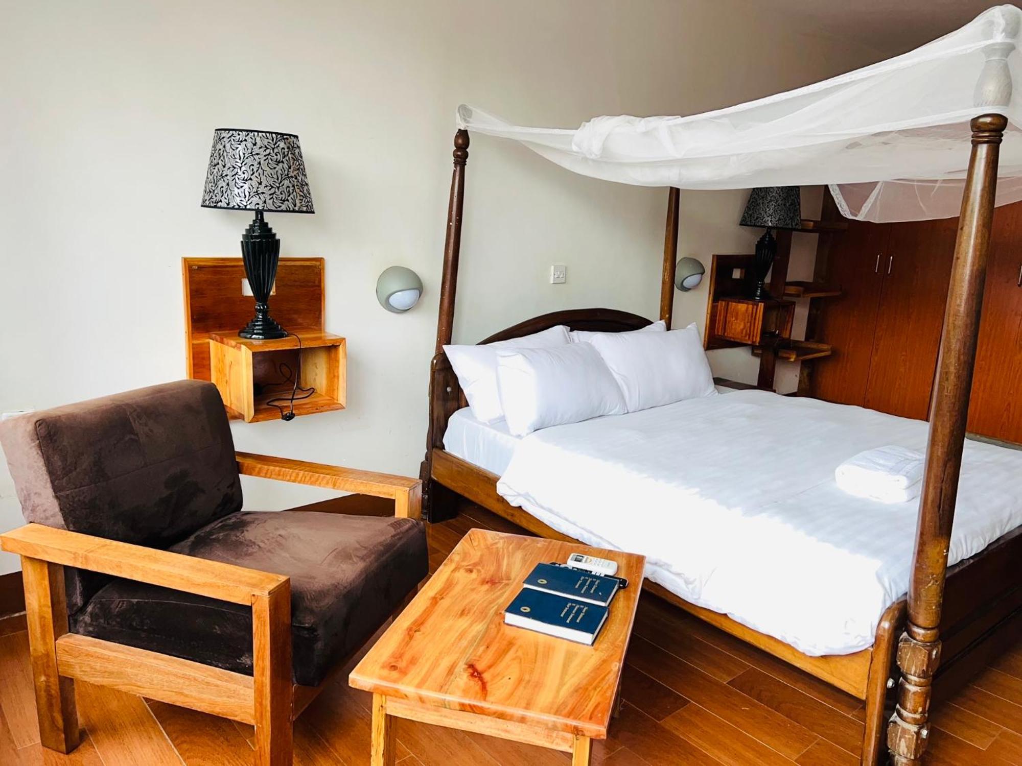 Entebbe Flights Motel Exterior photo