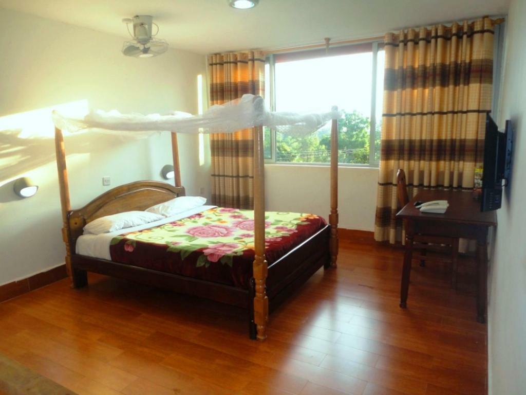 Entebbe Flights Motel Exterior photo