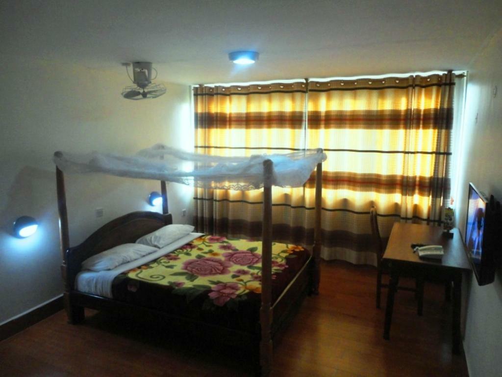 Entebbe Flights Motel Exterior photo