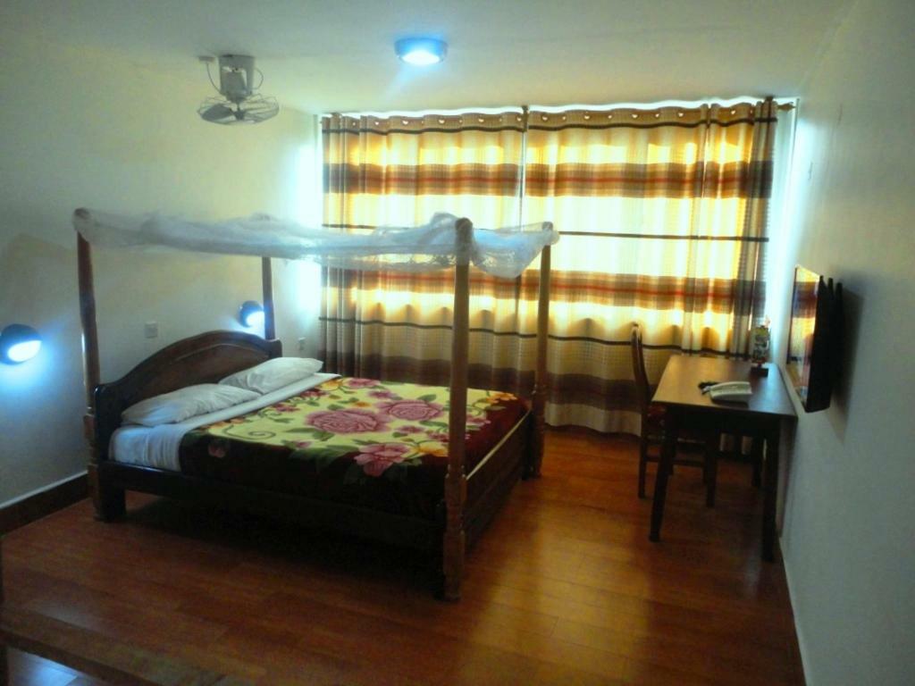 Entebbe Flights Motel Exterior photo