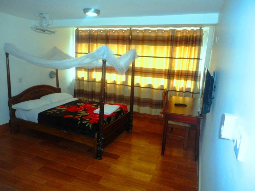 Entebbe Flights Motel Exterior photo