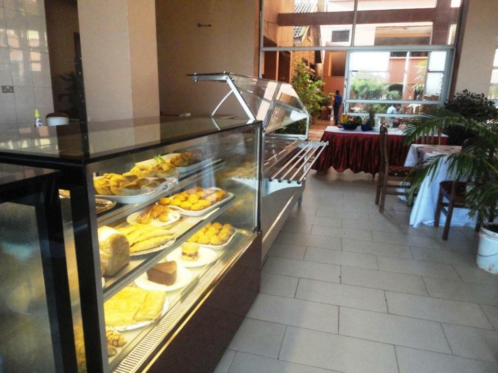 Entebbe Flights Motel Exterior photo